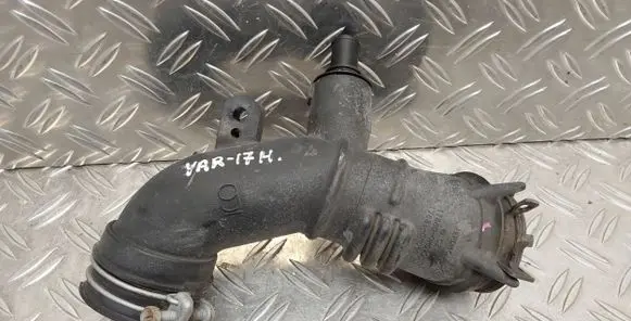 Toyota Yaris Air intake duct part 178800M090 178810M090