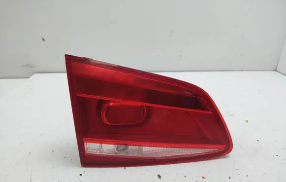 Volkswagen PASSAT B7 Tailgate rear/tail lights 3AF945093B A046318