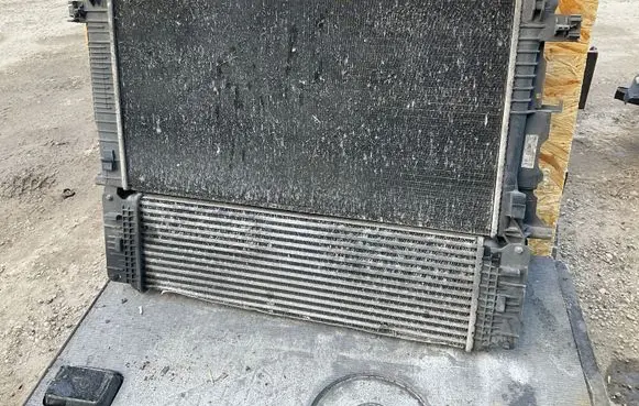 Mercedes-Benz Sprinter W906 Radiator set A9065000202