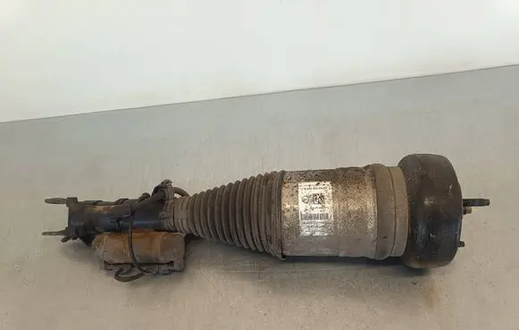 Mercedes-Benz C W205 Air suspension front shock absorber A2053200525