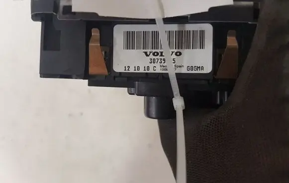 Volvo V40 Light switch 30739425