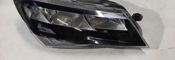 Skoda Superb B5 (3U) Headlight/headlamp 3V1941016D