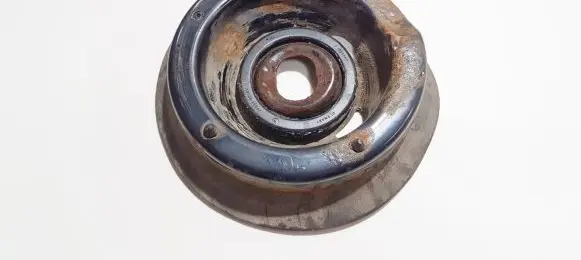 Mercedes-Benz C W203 Coil spring mount a2033211084