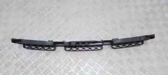 Volkswagen PASSAT B7 USA Rear bumper mounting bracket 561807863A