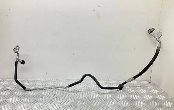 Air conditioning (A/C) pipe/hose