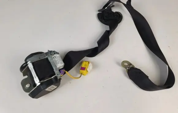 Volkswagen Jetta V Front seatbelt 605054400A