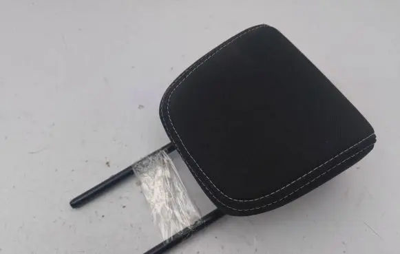 Renault Zoe Rear seat headrest 