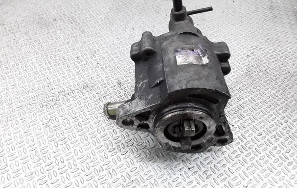 Toyota Avensis Verso Vacuum pump 2930027020