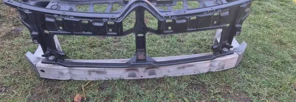 Citroen C4 II Picasso Radiator support slam panel