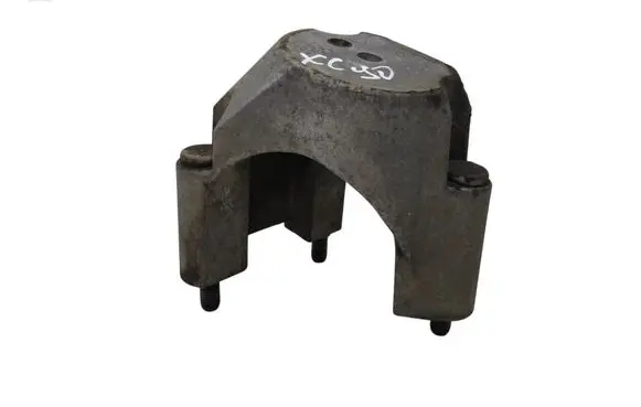 Volvo XC90 Engine mounting bracket 30793520