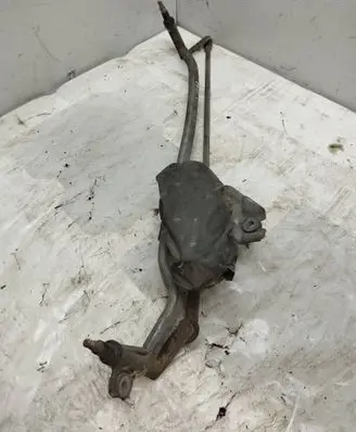 Peugeot 405 Front wiper linkage and motor