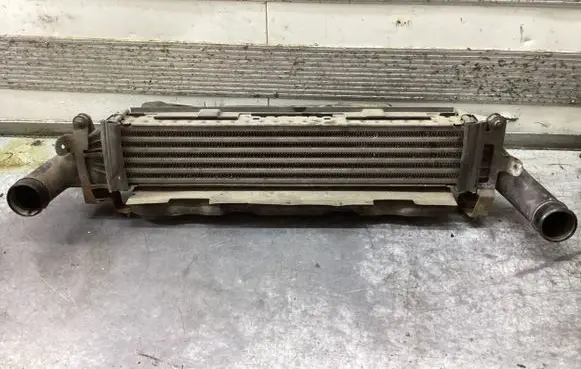 Mercedes-Benz SLK R170 Intercooler radiator A1705000400