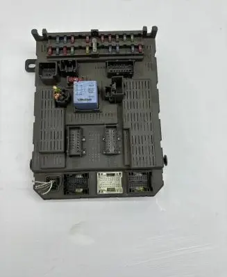 Citroen C5 Fuse module 9647448280