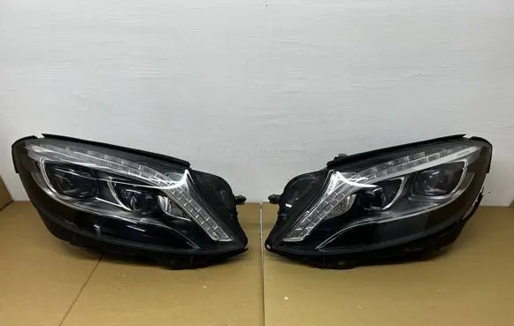 Mercedes-Benz S W222 Headlights/headlamps set W2229060702