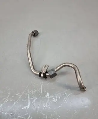 Cupra Formentor Fuel line pipe 05e130241a