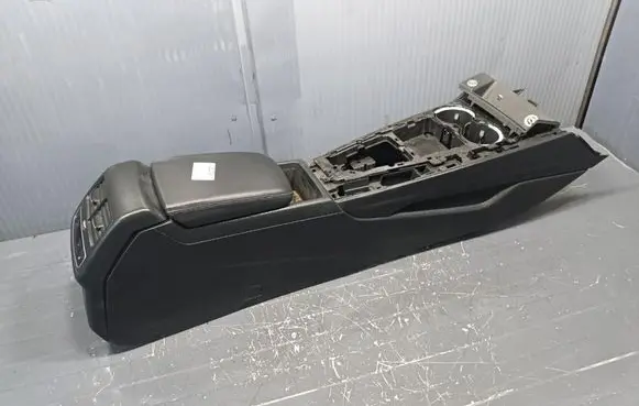 Audi A4 S4 B9 Center console 