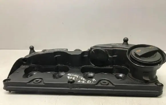 Skoda Roomster (5J) Rocker cam cover 03L103469C