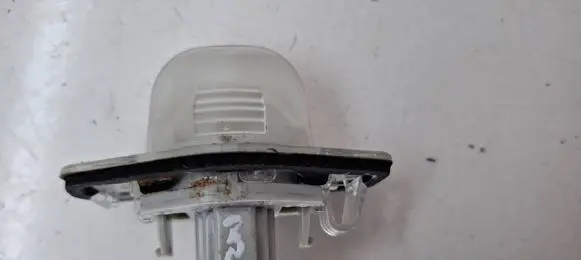 Honda CR-V Number plate light