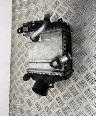 Mercedes-Benz E W213 Intercooler radiator A6540101004