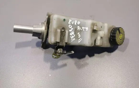 Toyota Verso Master brake cylinder