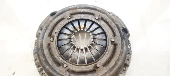 Volkswagen Fox Pressure plate 03D141025C