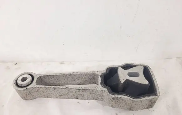 Land Rover Range Rover Evoque L538 Engine mount bracket 6G926P082GC