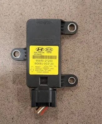 Hyundai i40 ESP acceleration yaw rate sensor 95690-2T250