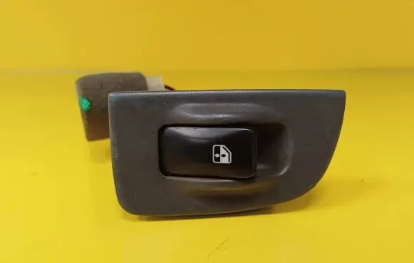 KIA Clarus Electric window control switch