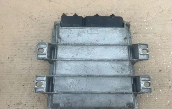 Volkswagen Golf IV Engine control unit/module NNN100743 M3P01ZBLJ