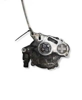 Volkswagen PASSAT B6 Vacuum pump 03L145100