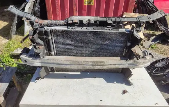 Audi A4 S4 B8 8K Radiator set 8k0807113b 8k0121251r
