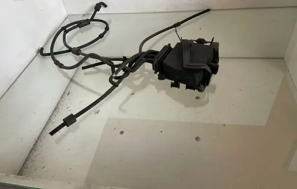 Seat Toledo III (5P) Turbo solenoid valve 1K0906279B