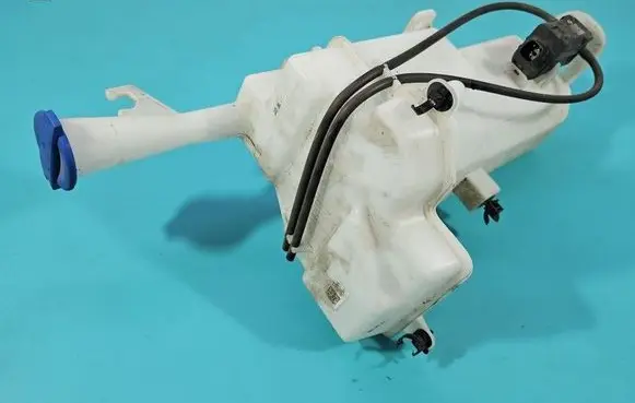 KIA Rio Windshield washer fluid reservoir/tank 98610-H8500 IMPRK1527484