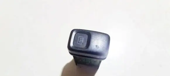 Mazda 626 Windscreen/window heater switch