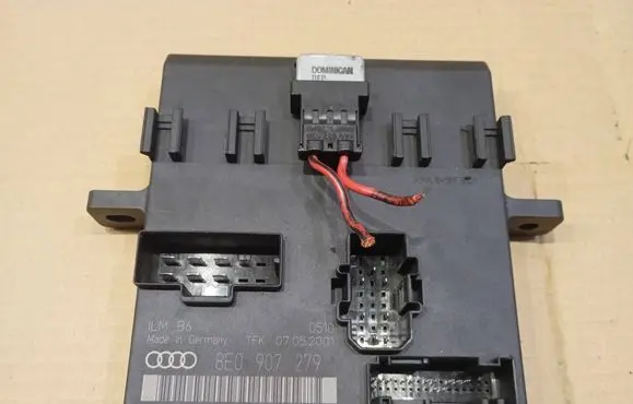 Audi A6 S6 C6 4F Xenon control unit/module 8E0907279 07052001