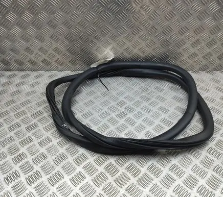 Peugeot 308 Rubber seal rear door 9837849980