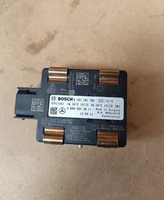 Mercedes-Benz GLC AMG Distronic sensor radar A0009053011