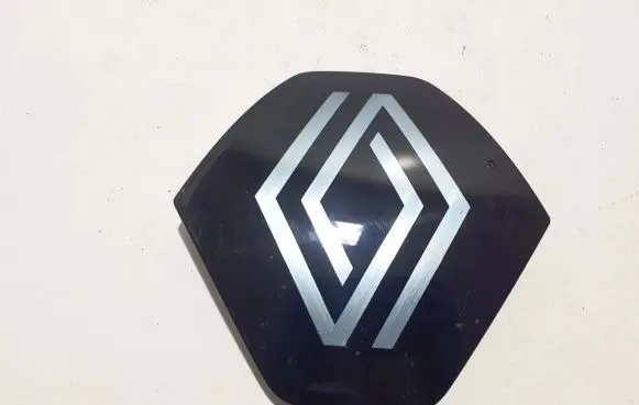 Renault Megane E-Tech Manufacturer badge logo/emblem 628901917R