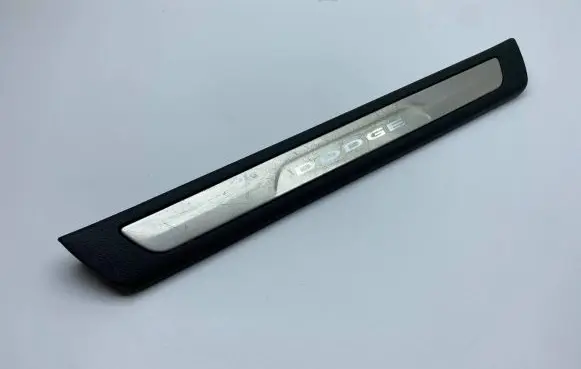 Dodge Durango Front sill trim cover 1SZ56DX9AA I01037040BLR