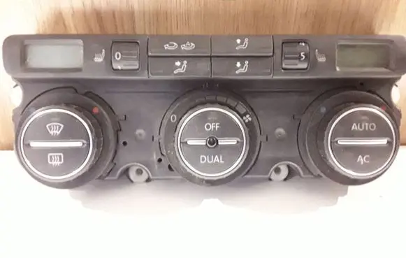 Volkswagen PASSAT B6 Climate control unit 3C0907044DK