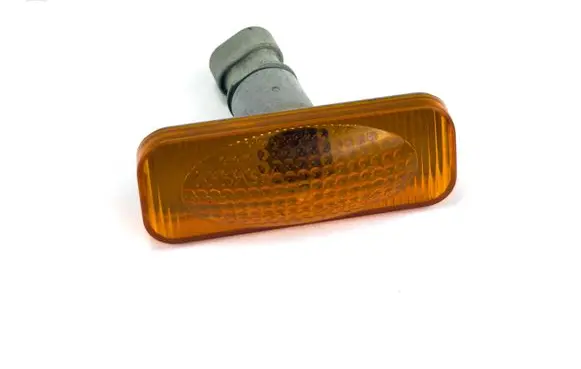 Opel Omega B2 Front fender indicator light 90457814