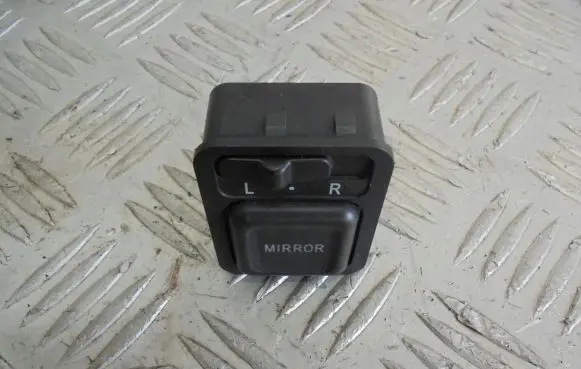 Honda City Wing mirror switch SAPJ010M1