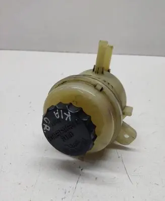 KIA Carens I Power steering fluid tank/reservoir