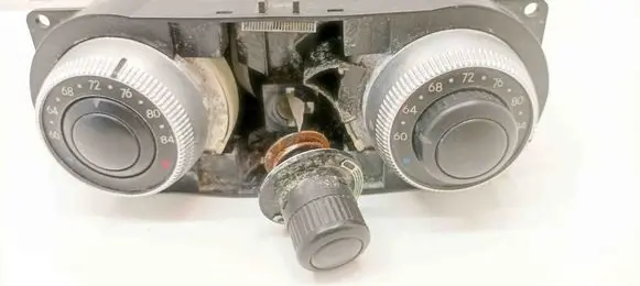 Interior fan control switch