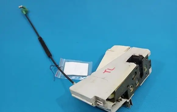 Ford Galaxy Rear door lock 93BG220A20DD IMPRK1613523