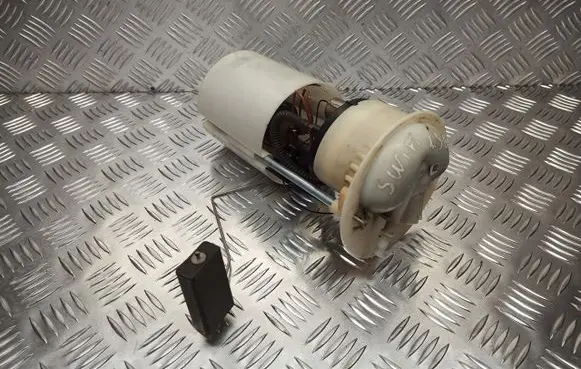 Suzuki Swift I Mechanical fuel pump 15100-62J01