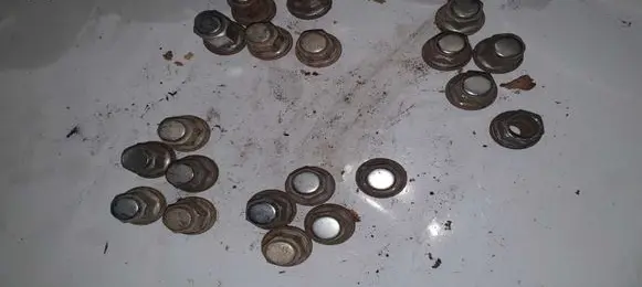 Toyota Corolla E120 E130 Nuts/bolts NOCODE