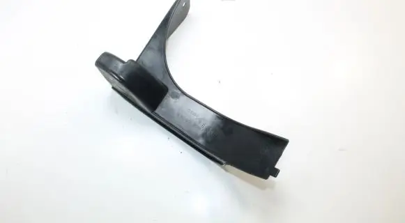 Mitsubishi Outlander Other body part 6415A015