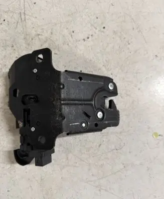Tailgate/trunk/boot lock/catch/latch