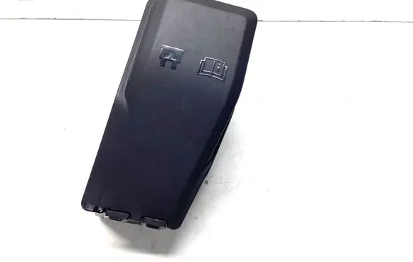 Volvo V60 Fuse box set 6G9T14A076L 6G9T14A067CA 6G9T14A076MB